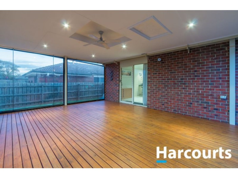 9 Dartmoor Drive, Cranbourne East VIC 3977