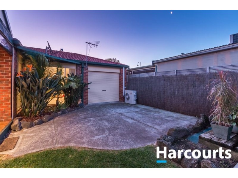9 Dartmoor Drive, Cranbourne East VIC 3977
