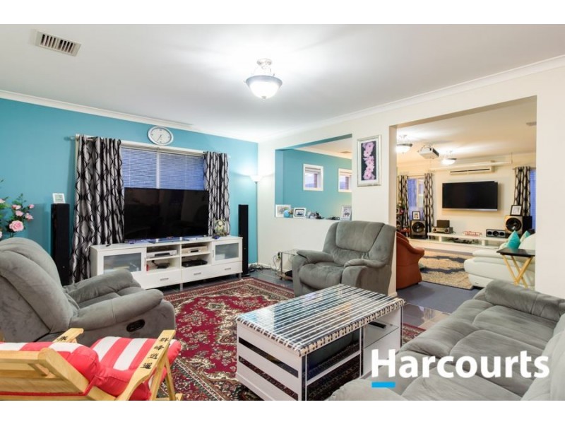 13 Silverwattle Drive, Lyndhurst VIC 3975