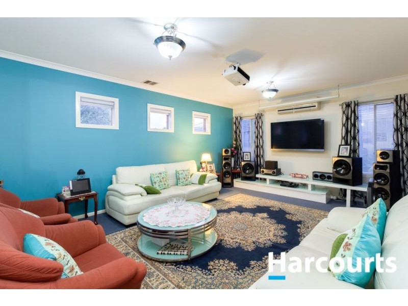 13 Silverwattle Drive, Lyndhurst VIC 3975