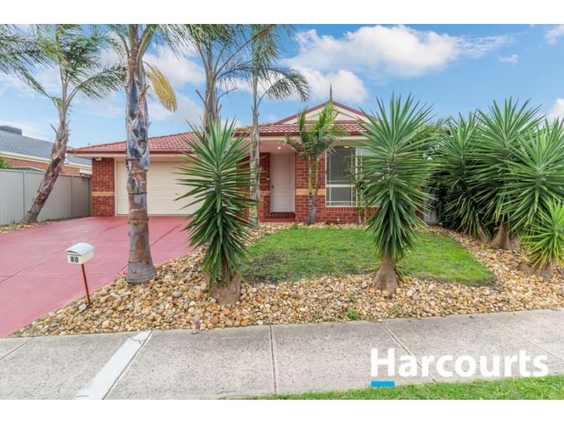 80 Scotsdale Drive, Cranbourne East VIC 3977