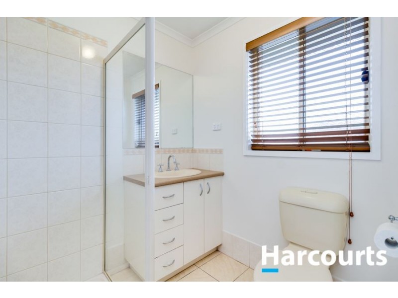 80 Scotsdale Drive, Cranbourne East VIC 3977