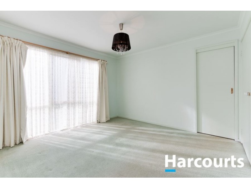 4/23-25 Houlder Avenue, Cranbourne VIC 3977