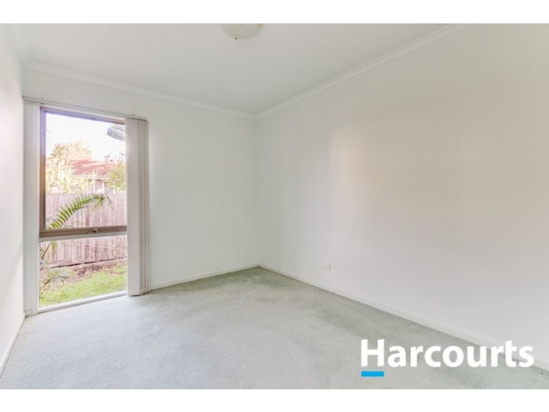 4/23-25 Houlder Avenue, Cranbourne VIC 3977