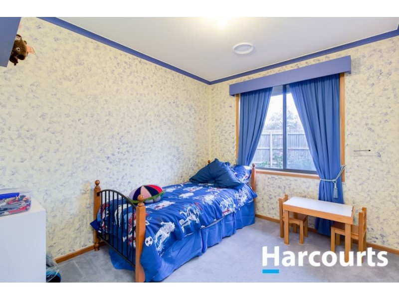 13 Todd Court, Cranbourne West VIC 3977