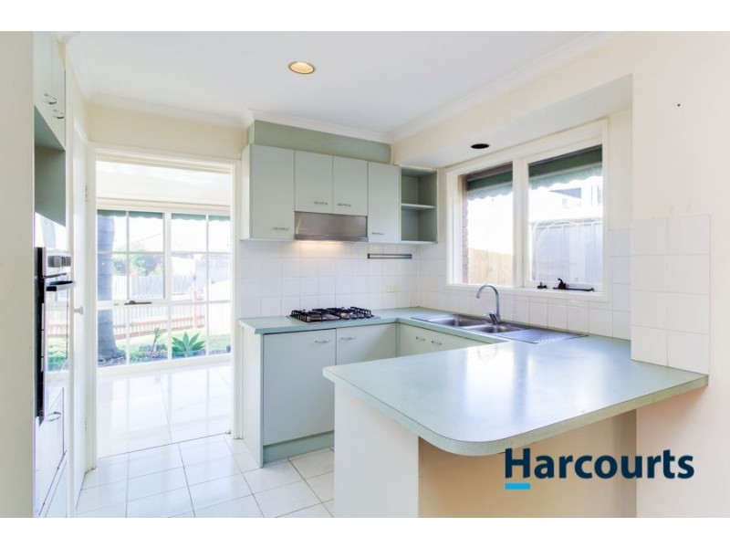 5 Willora Crescent, Cranbourne West VIC 3977