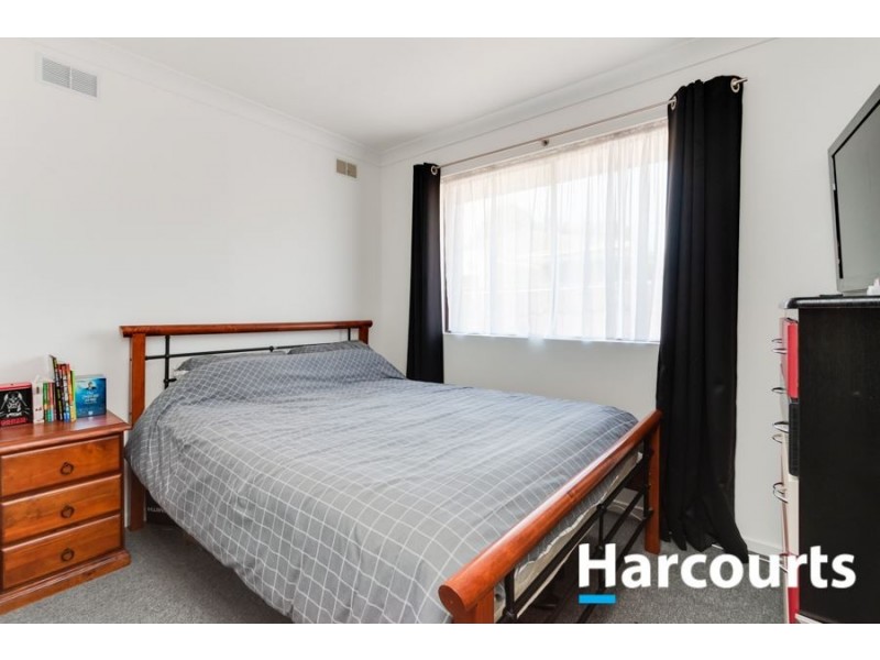 2/21 Bowen Street, Cranbourne VIC 3977