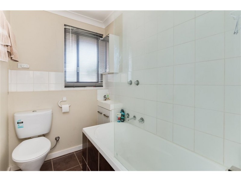 2/21 Bowen Street, Cranbourne VIC 3977