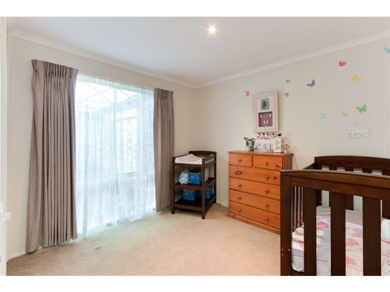 9 Dartmoor Drive, Cranbourne East VIC 3977