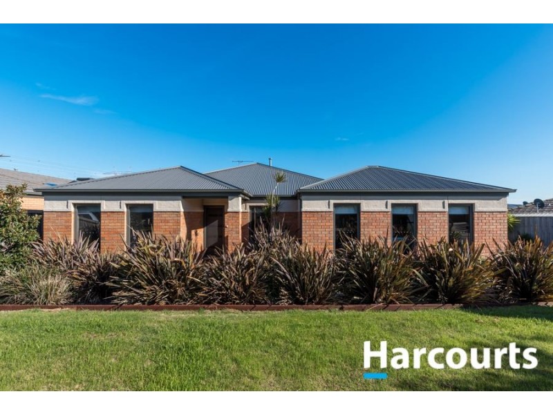 3 Lily Place, Cranbourne VIC 3977