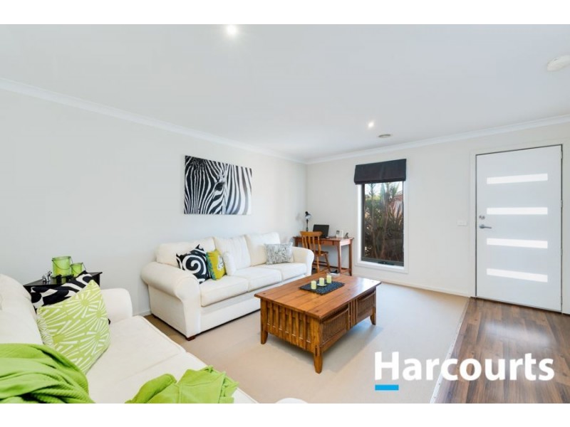 3 Lily Place, Cranbourne VIC 3977