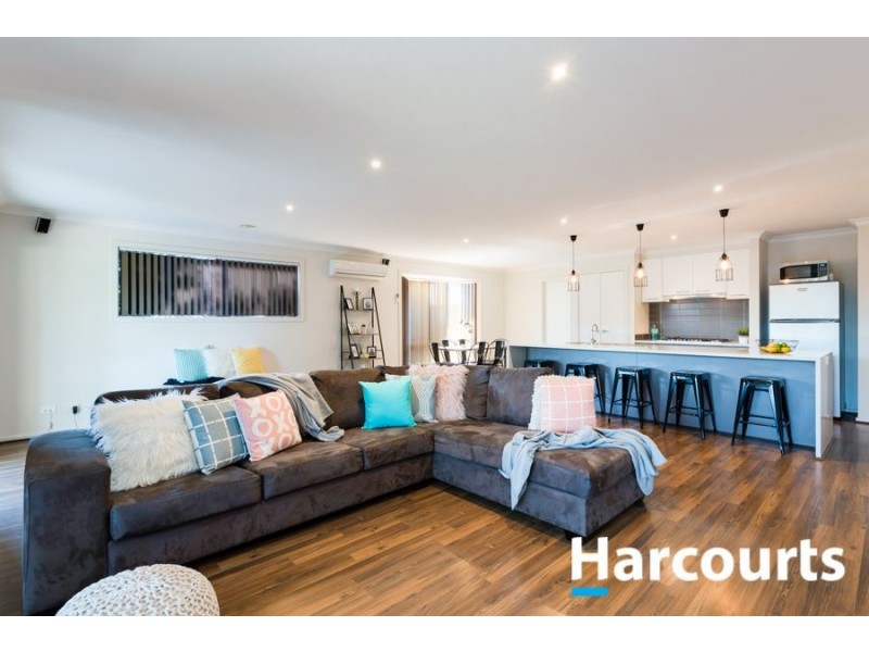 3 Lily Place, Cranbourne VIC 3977