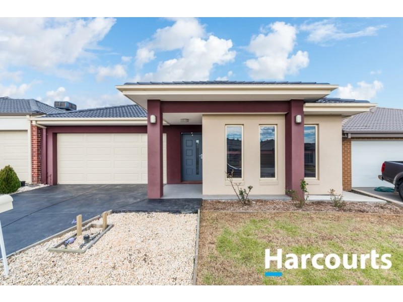 22 Ventasso Street, Clyde North VIC 3978