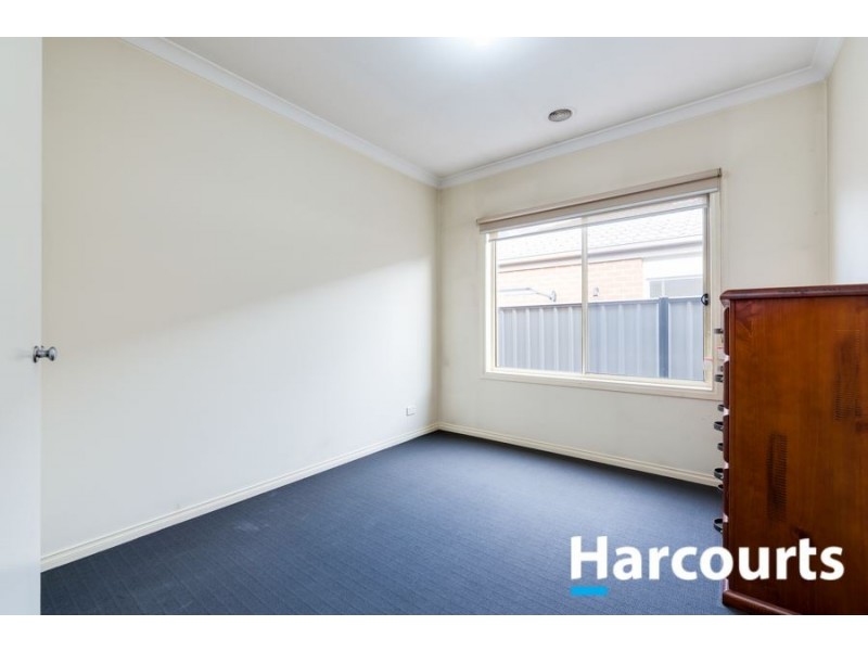 22 Ventasso Street, Clyde North VIC 3978