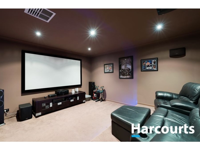 12 Duce Street, Cranbourne East VIC 3977