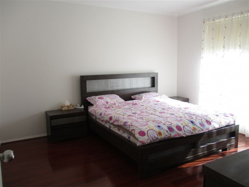 15 Astley Wynd, Lynbrook VIC 3975