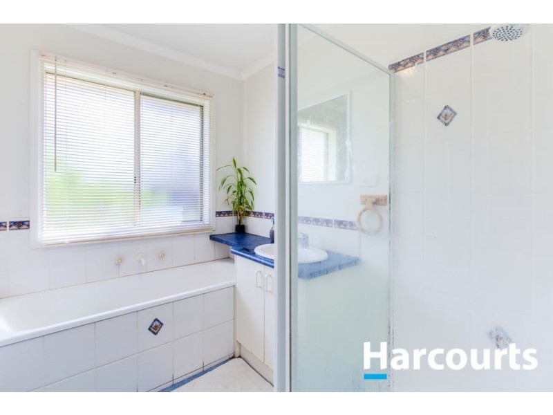 1 Trafalgar Way, Cranbourne East VIC 3977