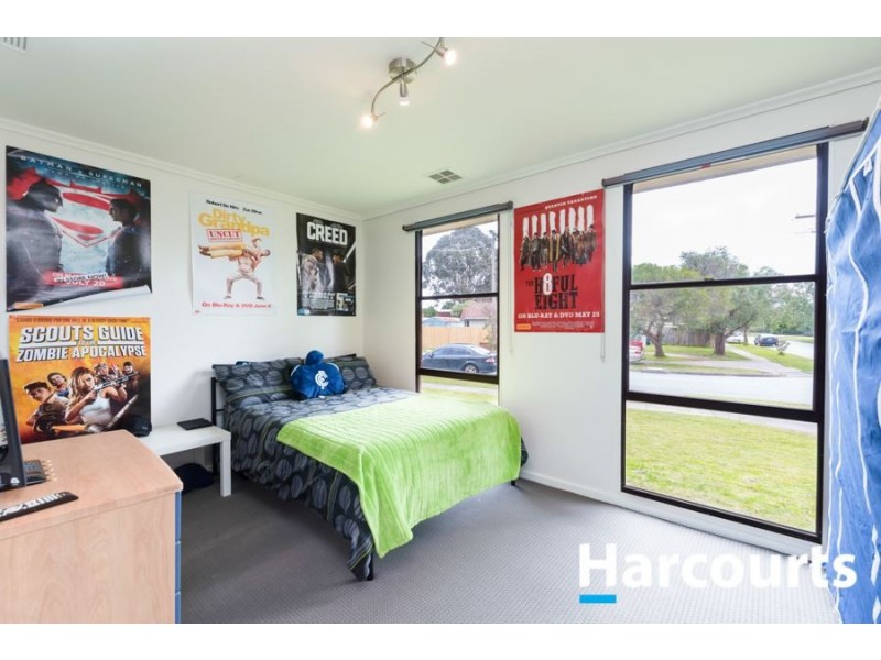 28 Valerie Drive, Cranbourne VIC 3977