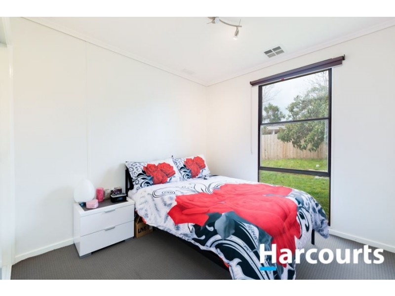 28 Valerie Drive, Cranbourne VIC 3977