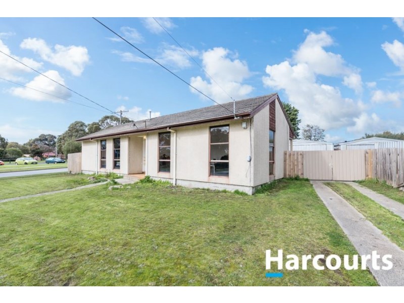 28 Valerie Drive, Cranbourne VIC 3977