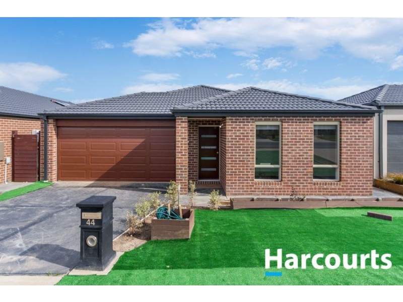 44 Macumba Drive, Clyde North VIC 3978