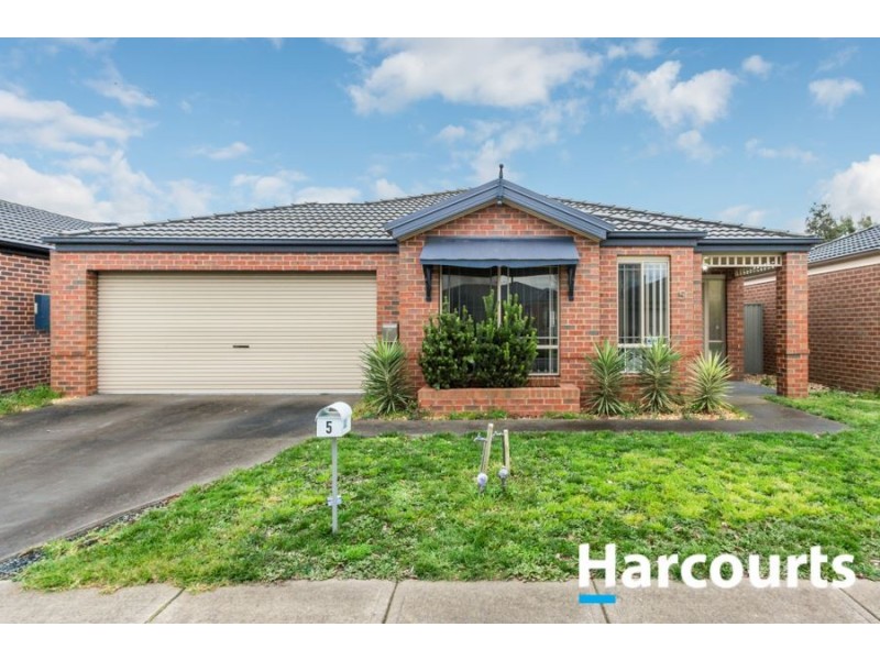 5 Greenaway Terrace, Cranbourne East VIC 3977