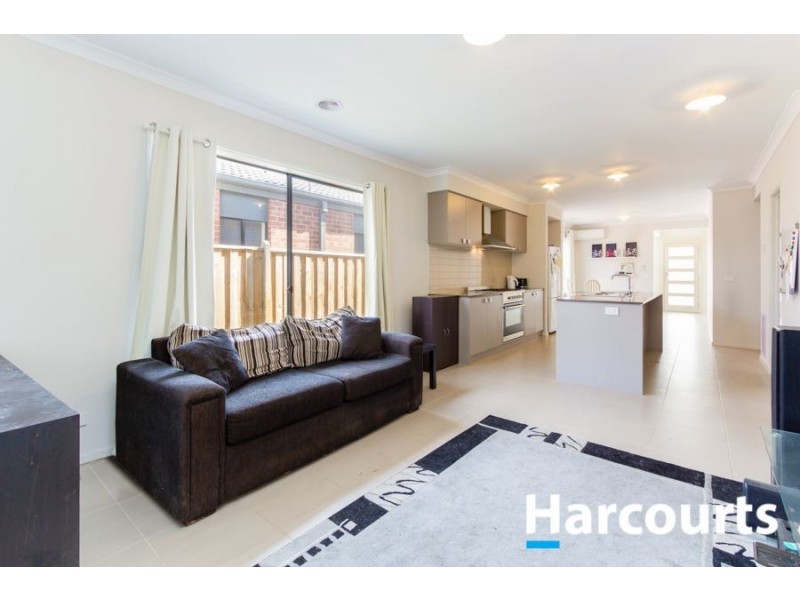 6A Emu Bush Drive, Cranbourne West VIC 3977