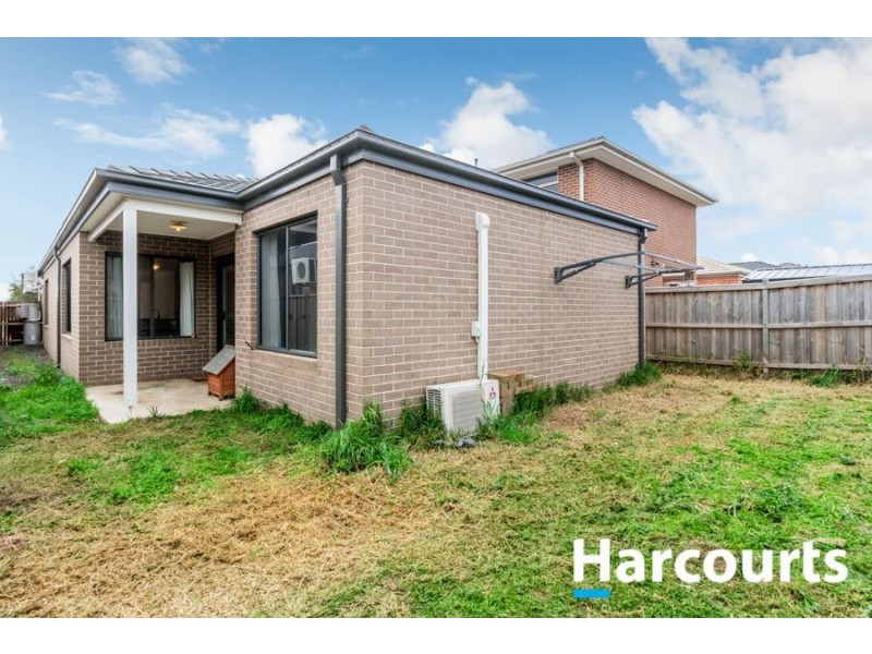 6A Emu Bush Drive, Cranbourne West VIC 3977