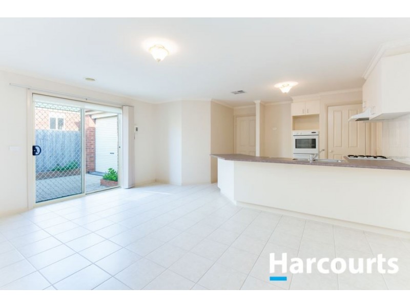 40 Dartmoor Drive, Cranbourne East VIC 3977