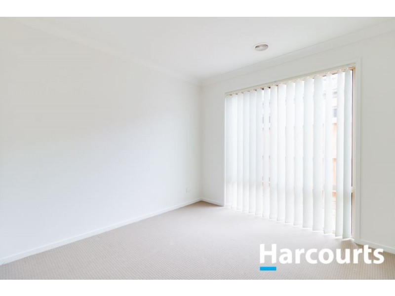 7 Bremer Street, Clyde North VIC 3978