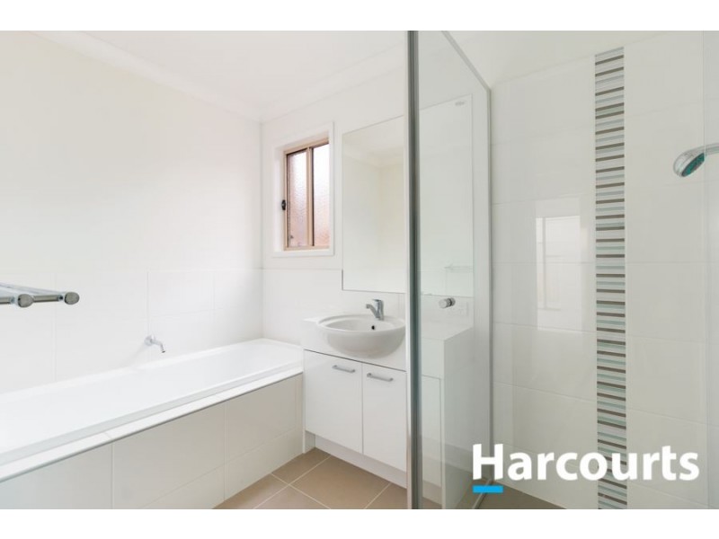 7 Bremer Street, Clyde North VIC 3978