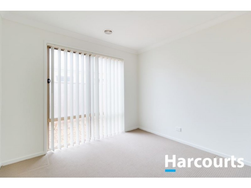 7 Bremer Street, Clyde North VIC 3978