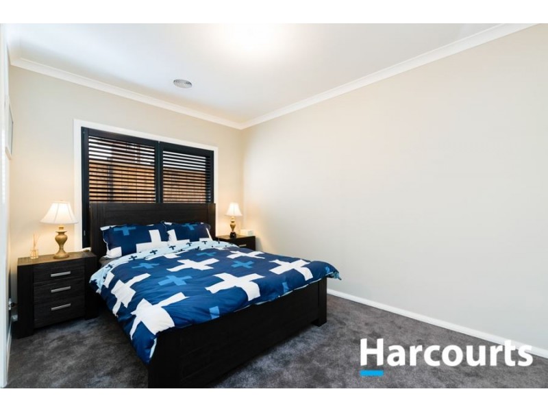 66 Lineham Drive, Cranbourne East VIC 3977
