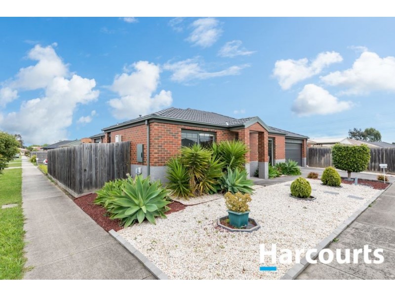 20 Amity Way, Cranbourne West VIC 3977