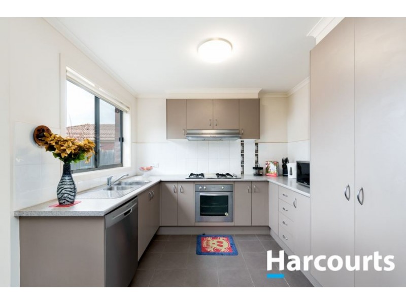 20 Amity Way, Cranbourne West VIC 3977