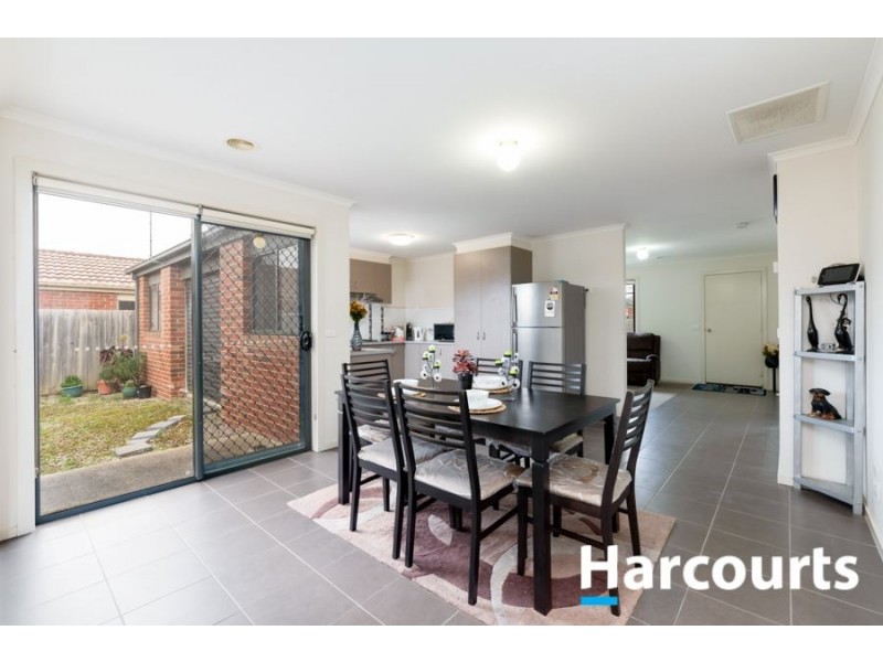 20 Amity Way, Cranbourne West VIC 3977
