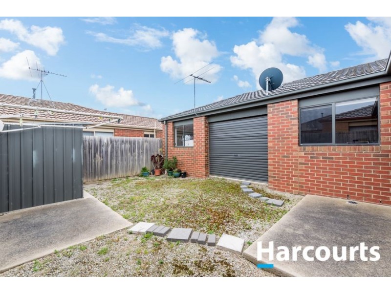 20 Amity Way, Cranbourne West VIC 3977