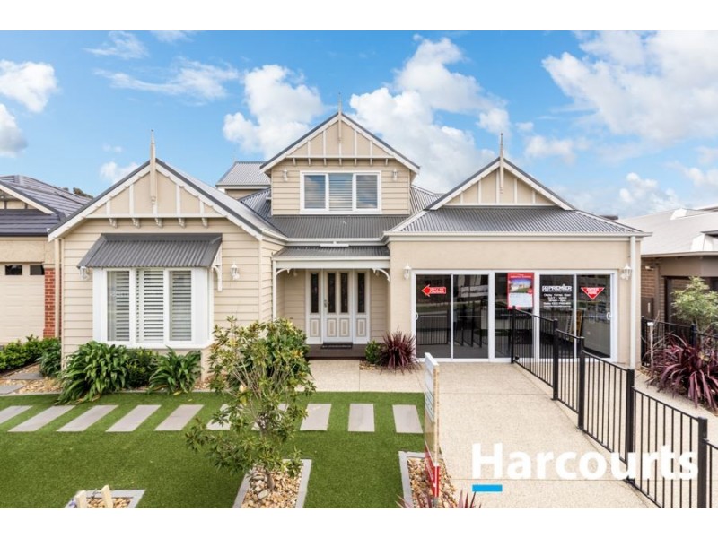 10 Clovelly Way, Officer VIC 3809