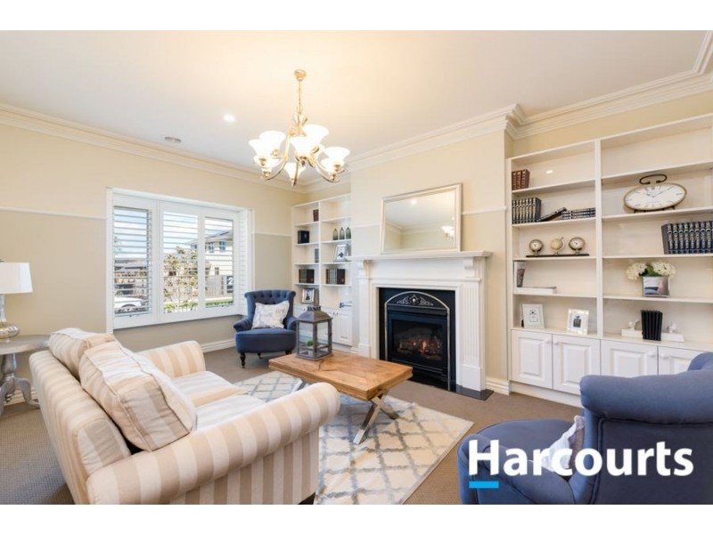 10 Clovelly Way, Officer VIC 3809