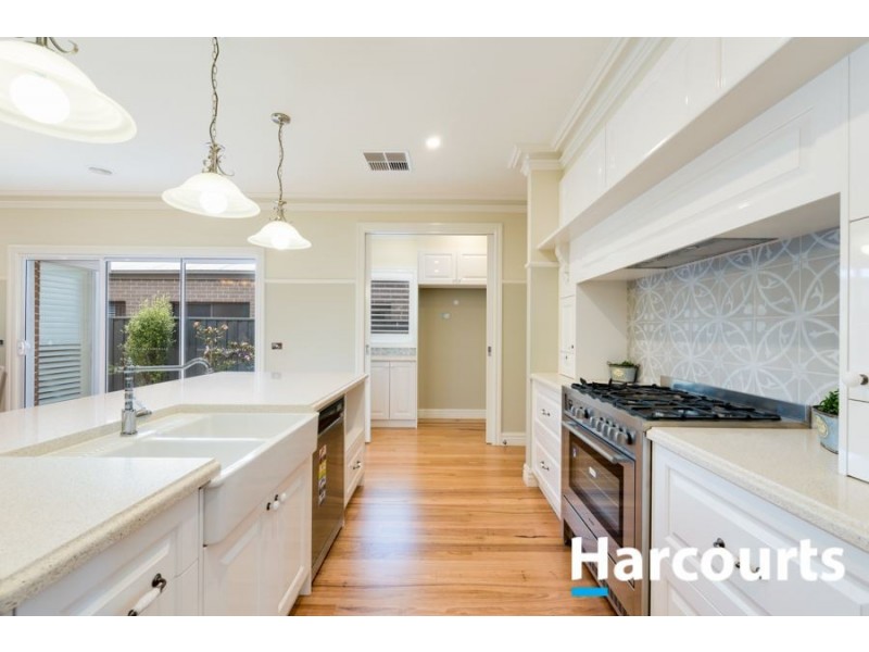 10 Clovelly Way, Officer VIC 3809