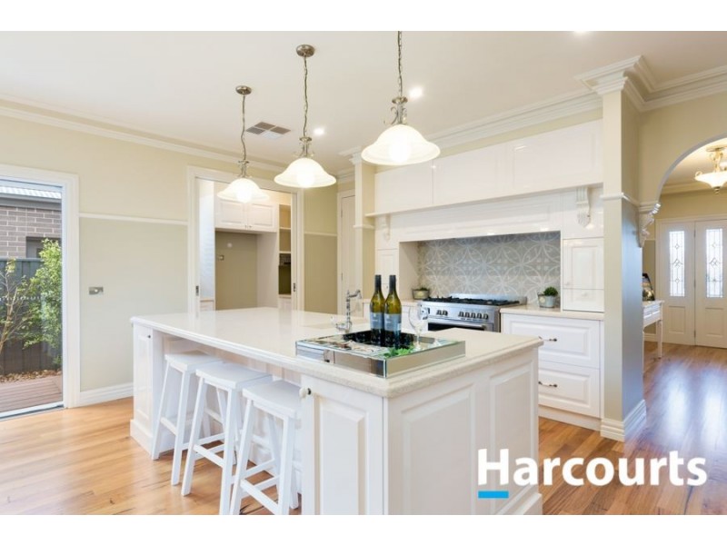 10 Clovelly Way, Officer VIC 3809