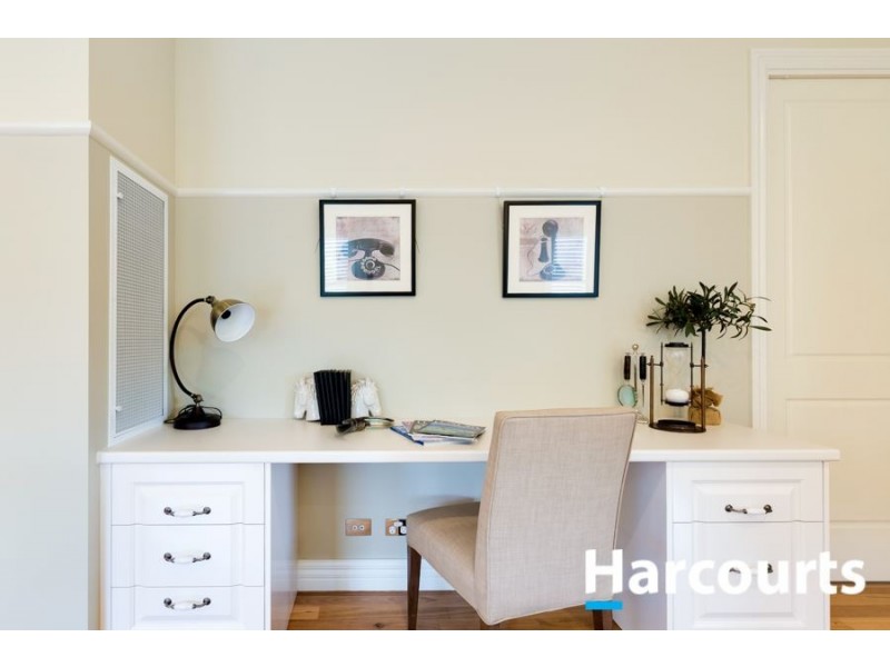 10 Clovelly Way, Officer VIC 3809