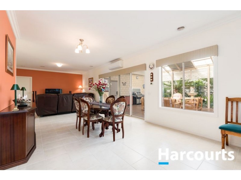 13 Weathertop Way, Cranbourne East VIC 3977