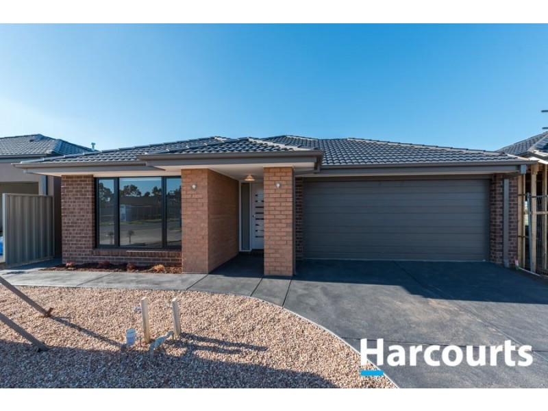 9 Spencer Circuit, Cranbourne East VIC 3977
