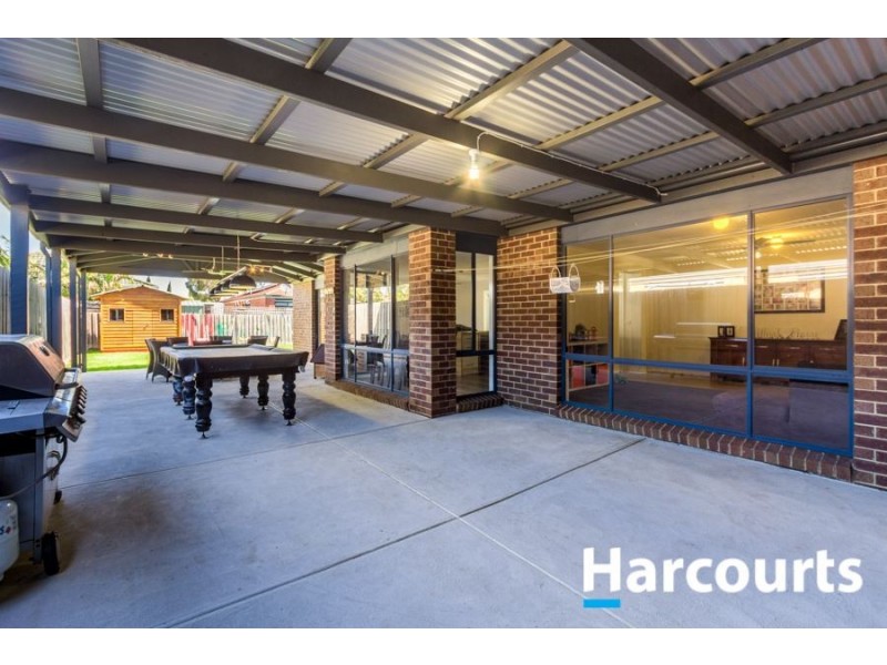 21 Phoenix Avenue, Cranbourne VIC 3977