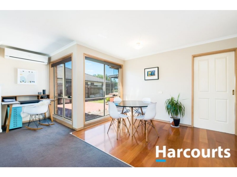 6 Wildwood Court, Cranbourne North VIC 3977