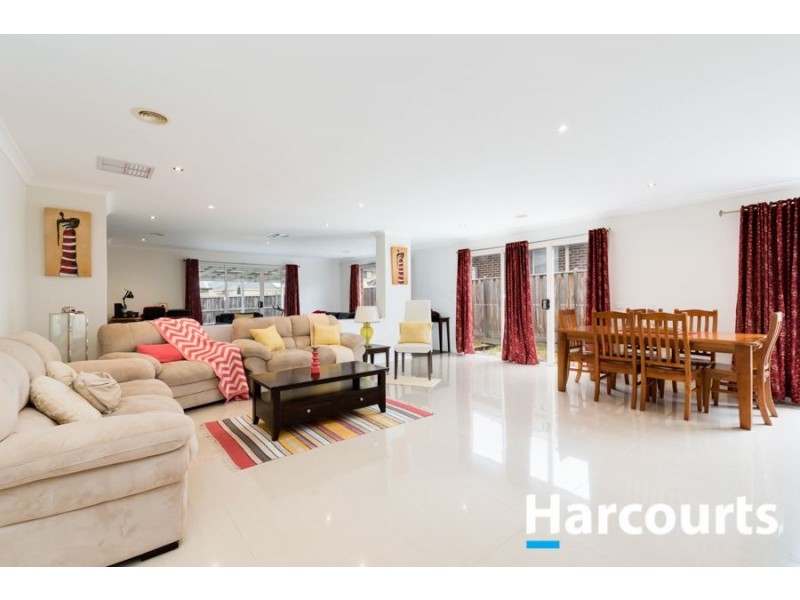 53 Tobin Way, Lyndhurst VIC 3975