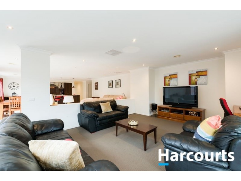 53 Tobin Way, Lyndhurst VIC 3975