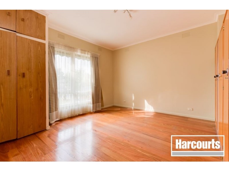2 Gill Street, Cranbourne VIC 3977