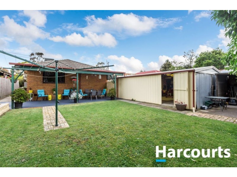 9 Ruffy Drive, Cranbourne VIC 3977